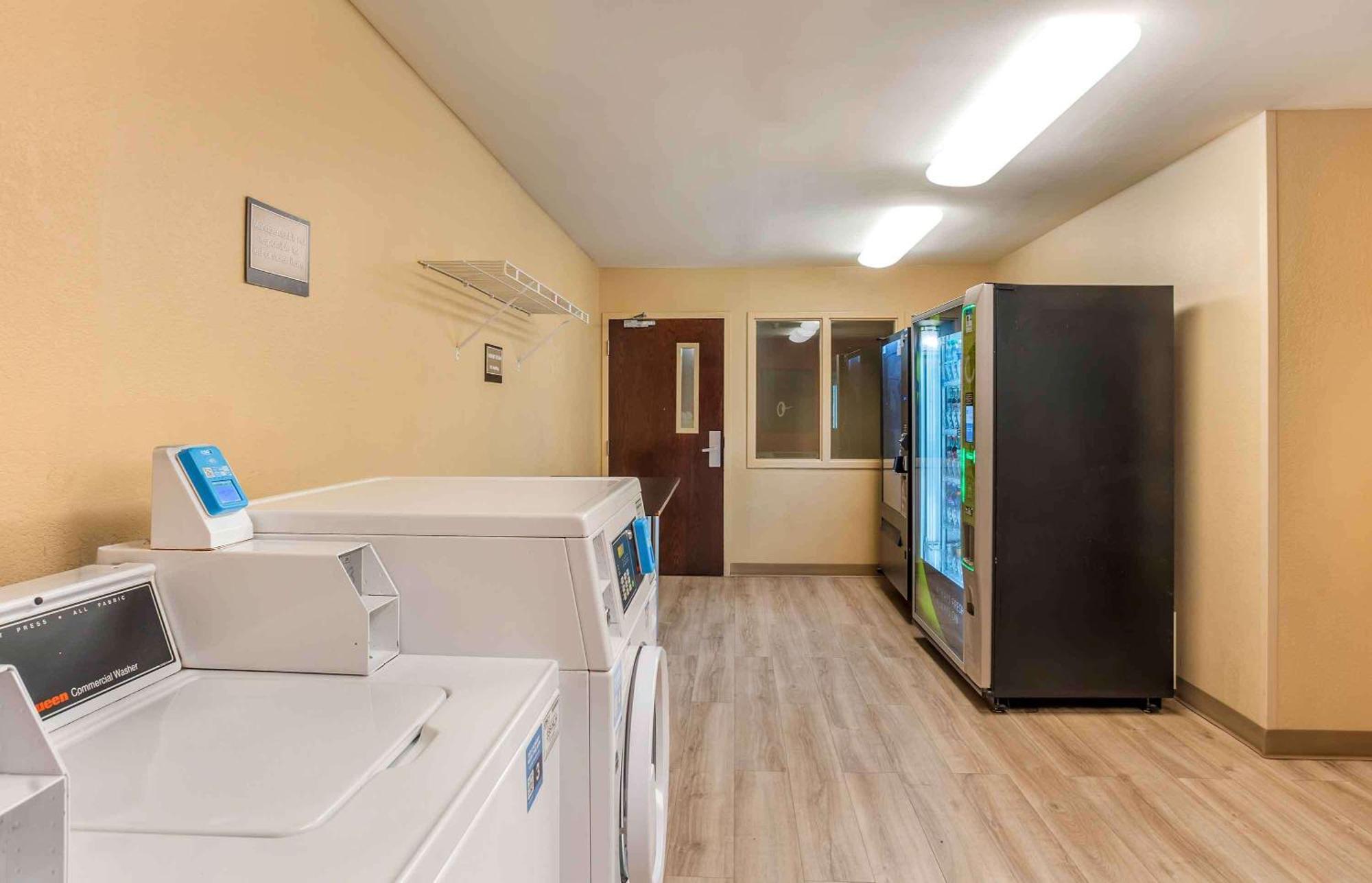 Extended Stay America Select Suites - Philadelphia - Malvern - Great Valley Exterior photo