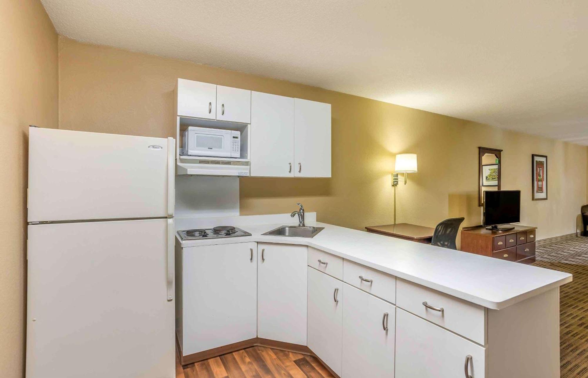 Extended Stay America Select Suites - Philadelphia - Malvern - Great Valley Exterior photo